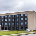 Airport Hotel, 3*