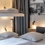 Airport Hotel, 3*