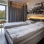 Airport Hotel, 3*