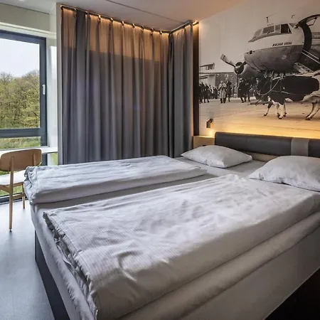 Airport Hotel, Hotel 3*