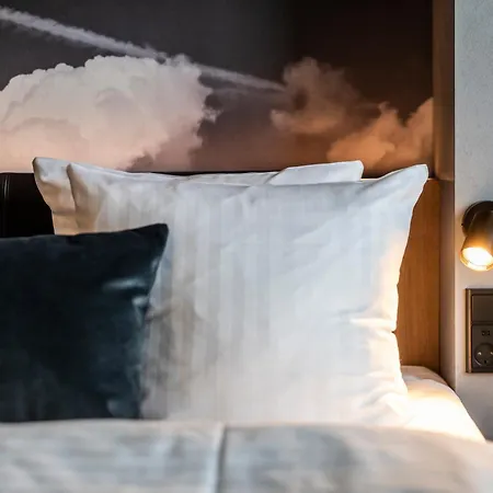 Hotel Airport Hotel,