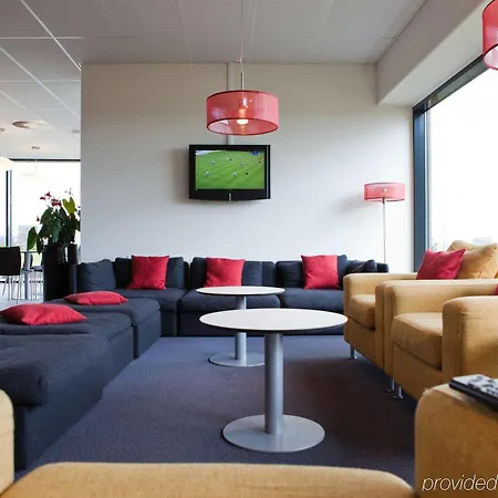 Airport Hotel, Hotel 3*