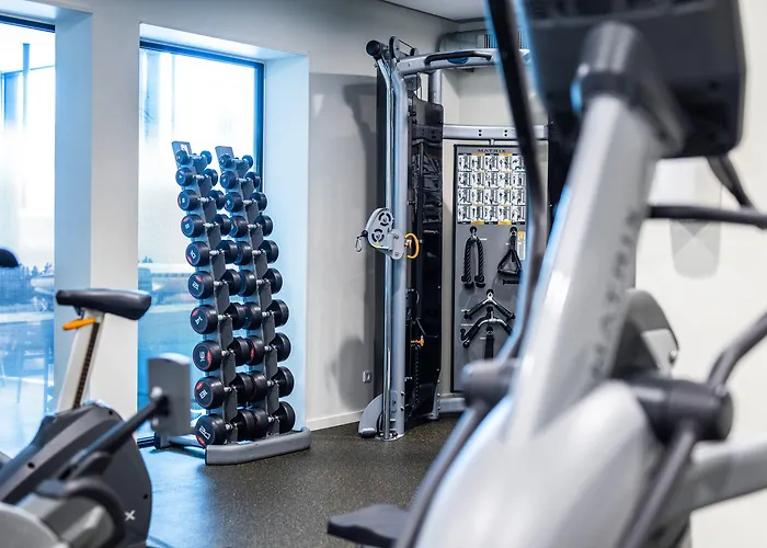 Airport Hotel, Hotel 3*